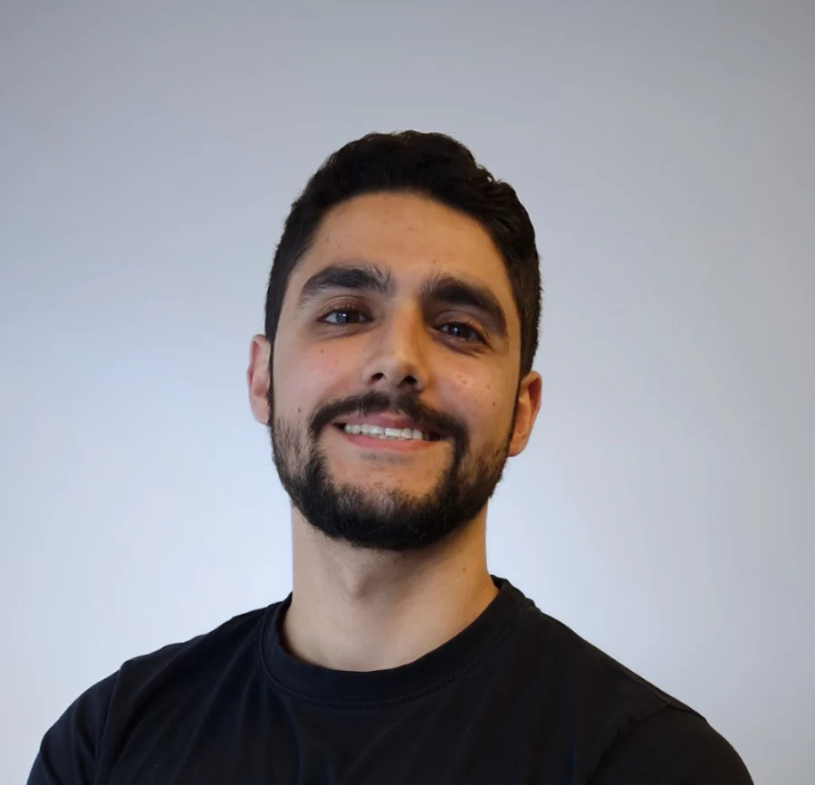 Christian Ruiz, personal trainer, head and shoulders.
